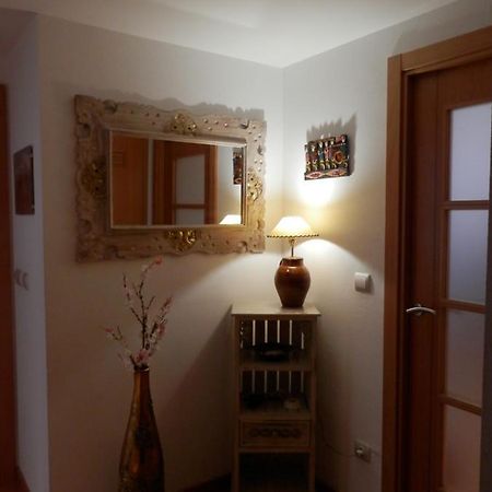 Acogedor Apartamento En Huesca Eksteriør bilde