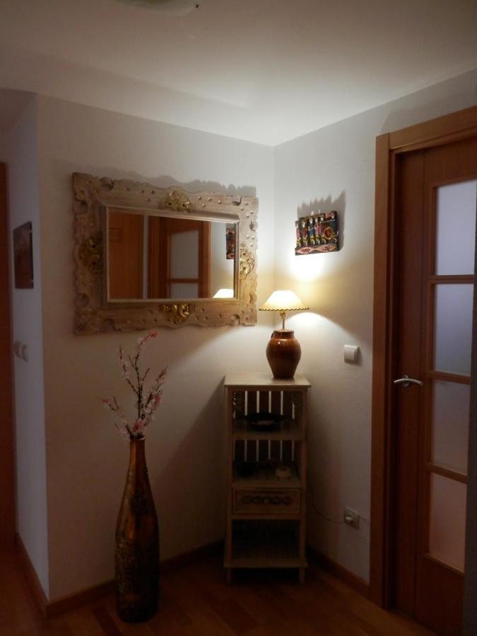 Acogedor Apartamento En Huesca Eksteriør bilde